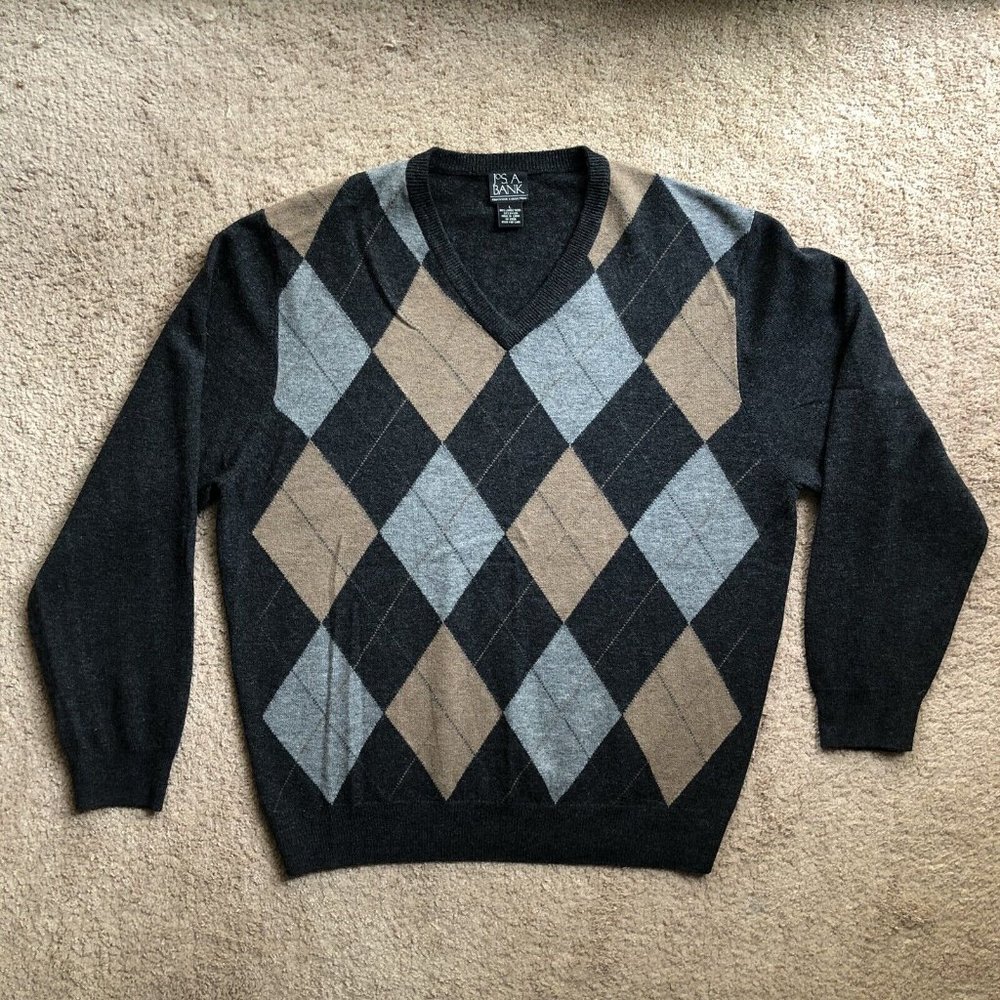 Jos A Bank Men's Argyle Long Sleeve V Neck Sweater, Large, Lambswool/Nylon